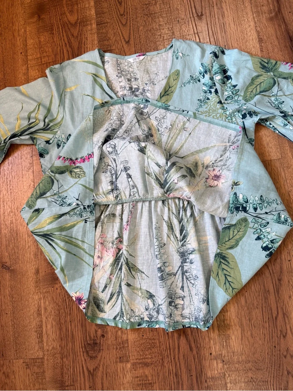 KAKTUS Tunic Blouse Blue Floral V-Neck 3/4 Bell Sleeve Woven Linen S